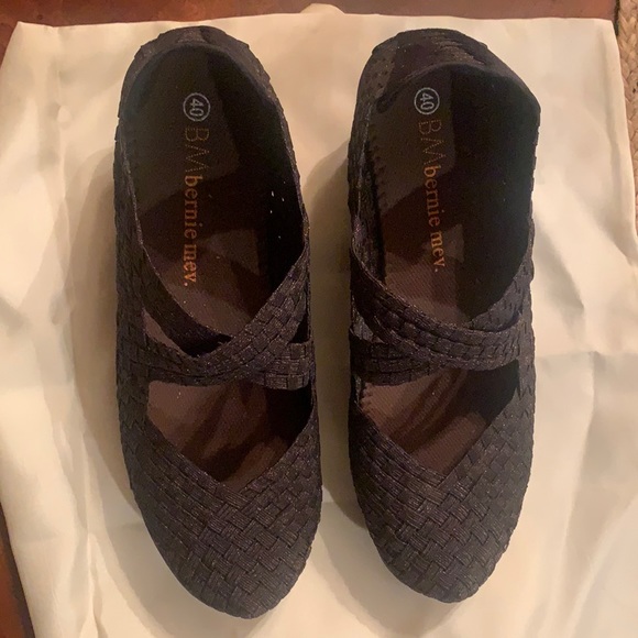 Brown platform super comfy Bernie mev gently worn . - Picture 1 of 3